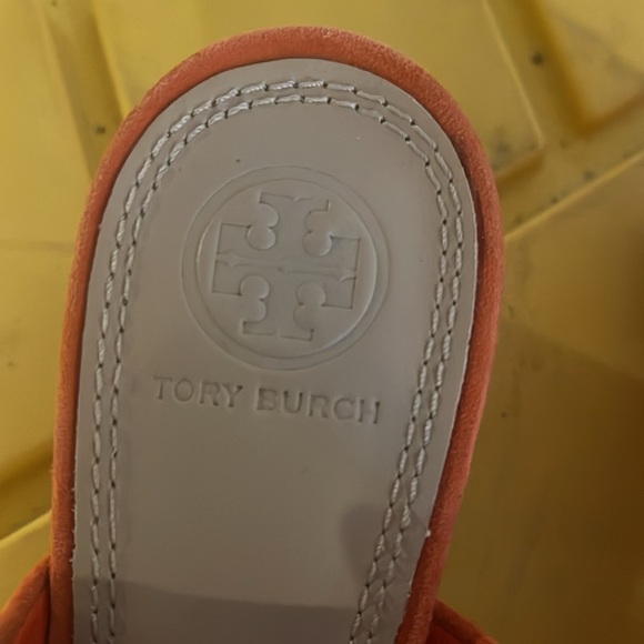 Tory Burch Salinas suede sandals - Picture 5 of 9